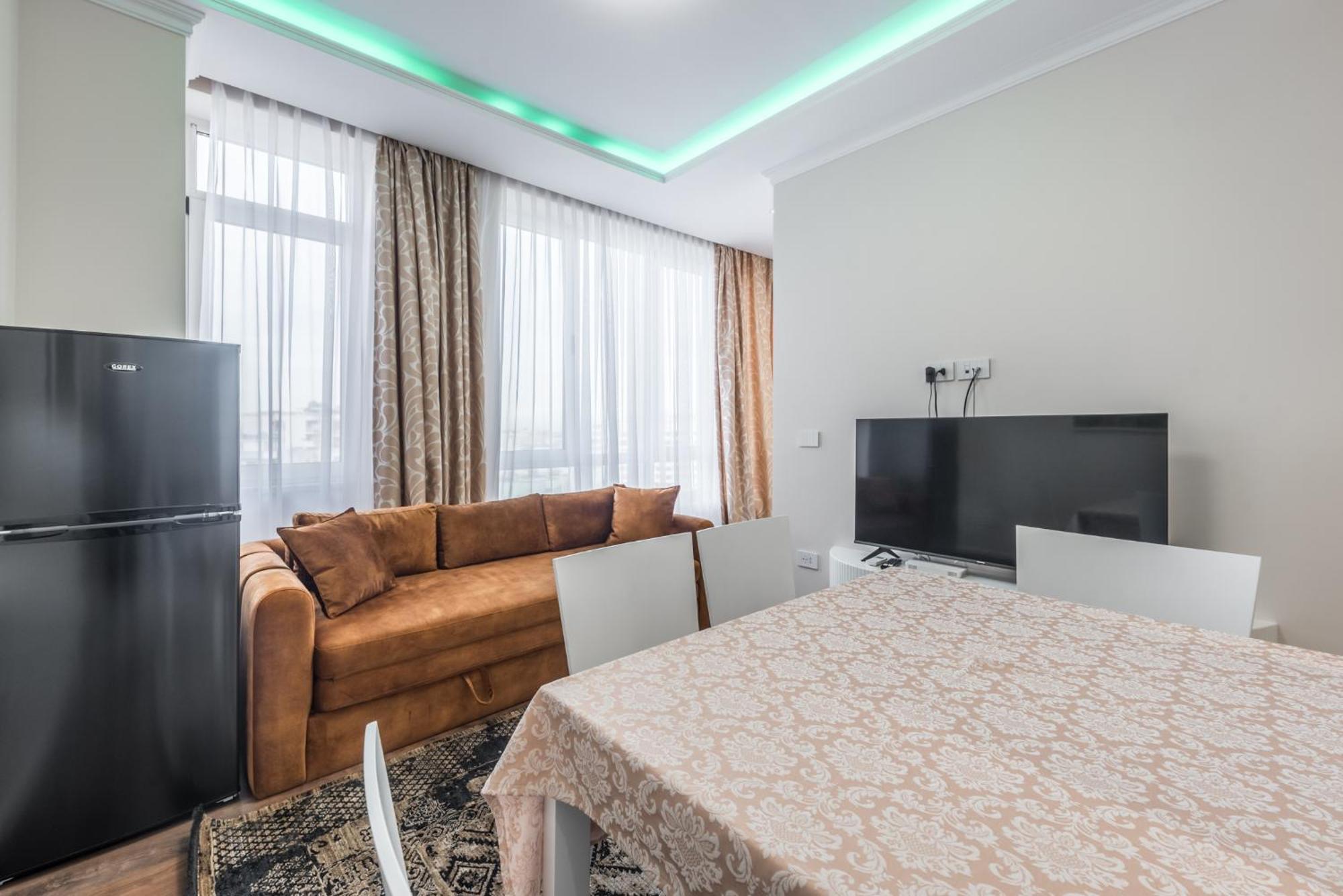 Sky Apartments Durres Bagian luar foto