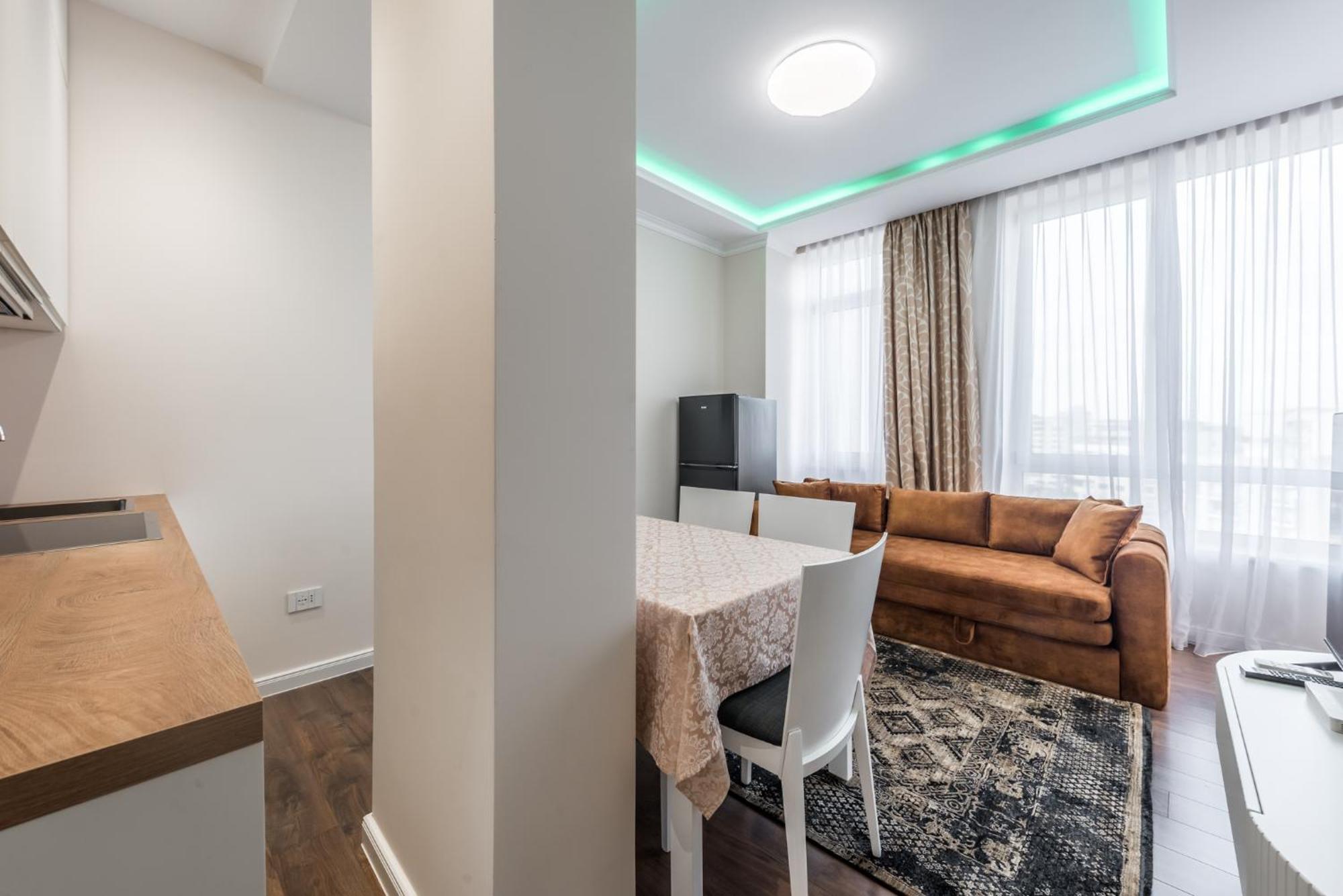 Sky Apartments Durres Bagian luar foto