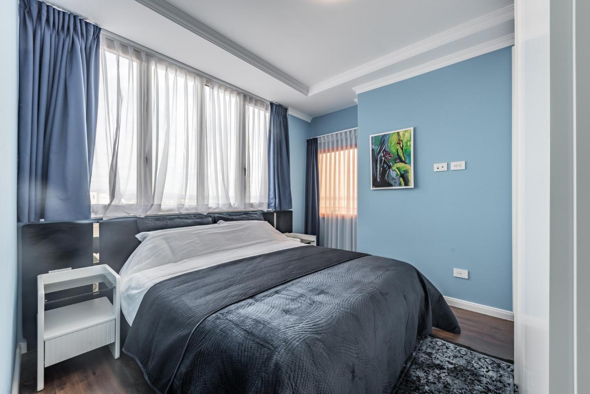Sky Apartments Durres Bagian luar foto